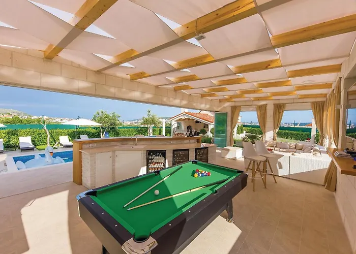 Beautiful In Seget Donji