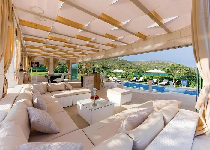 Дом отдыха Beautiful In Seget Donji *